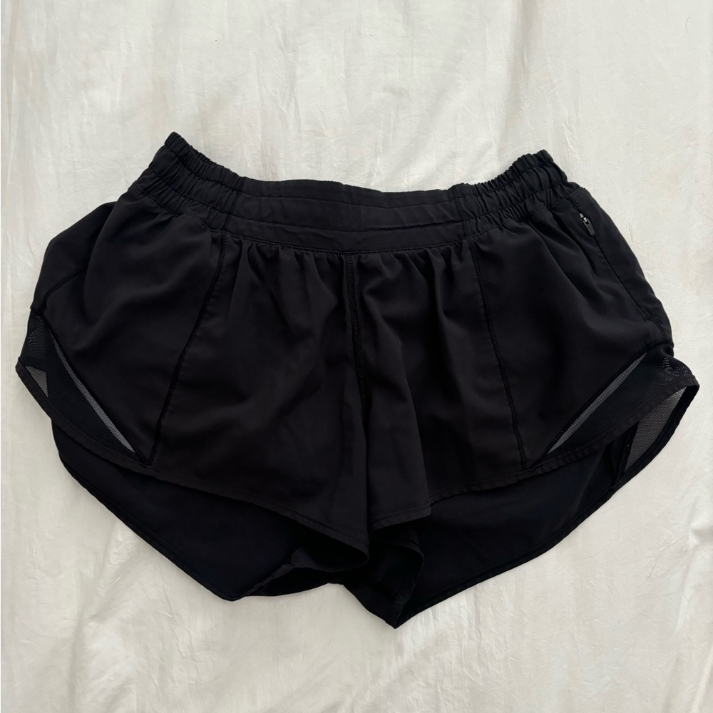 Lululemon Hotty Hot short